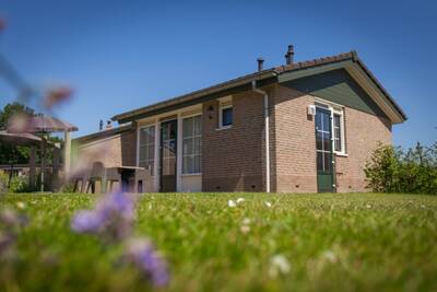 2 - 4-persoons bungalow Heuveltjes