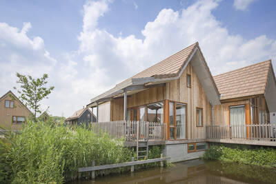 6-persoons waterwoning