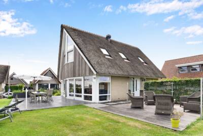 8-persoons waterwoning