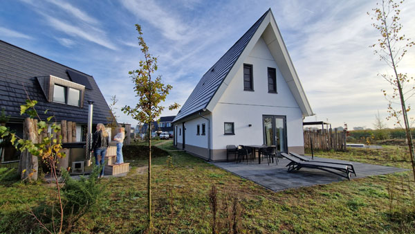 Onze 6 persoons villa met houtgestookte hottub op De Strabrechtse Vennen