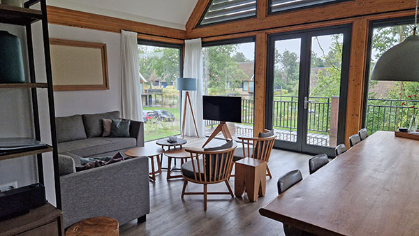 Woonkamer van een vakantiehuis type 10ELW op Landal Puur Exloo