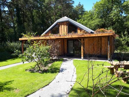 Groepsaccommodatie "Bungalow de FietsInn" voor 12 personen op vakantiepark Camping de Norgerberg