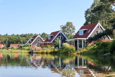 Prachtige vrijstaande strandvilla's aan het water op vakantiepark Europarcs de Zanding