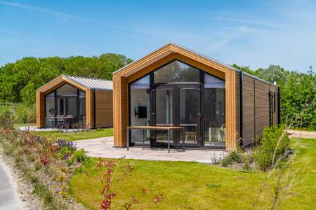 Chalet van het type "Beach House" op vakantiepark EuroParcs Enkhuizer Strand