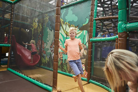 indoorspeeljungle / indoorspeeltuin ‘La-Selva’ op Buitenhof de Leistert