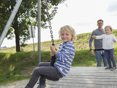 Kabelbaan in een speeltuin op vakantiepark Landal Dwergter Sand