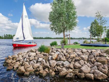 Genieten van het water op het waterrijke vakantiepark Landal Waterpark Terherne