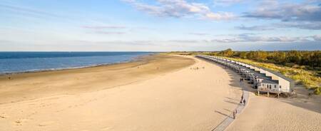 Vakantiehuizen "Beach Houses" op het strand bij vakantiepark Roompot Beach Resort