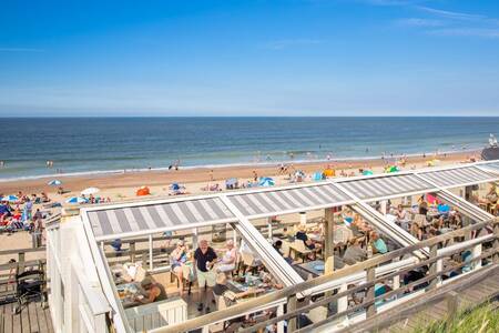 Het Noordzee strand vlakbij vakantiepark Roompot Hof Domburg