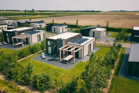 Vrijstaande vakantiehuizen met grote tuin op vakantiepark Roompot Park Zeedijk