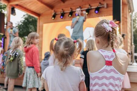 Kids club entertainment op Roompot Vakantiepark Kijkduin