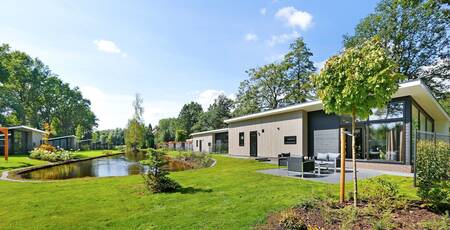 Lodge Grand Modern op vakantiepark De Lochemse Berg