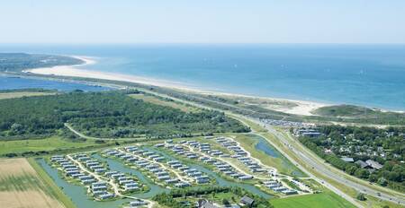 Luchtfoto van Z'andvillas De Groote Duynen